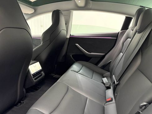 Used 2024 Tesla Model 3 Performance AWD/4WD image 16