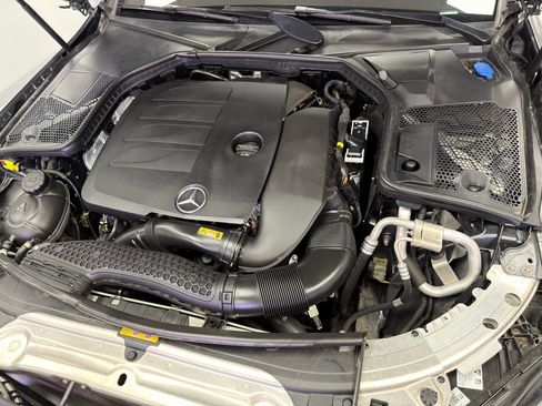 Used 2021 Mercedes-Benz C 300 4MATIC Sedan image 35