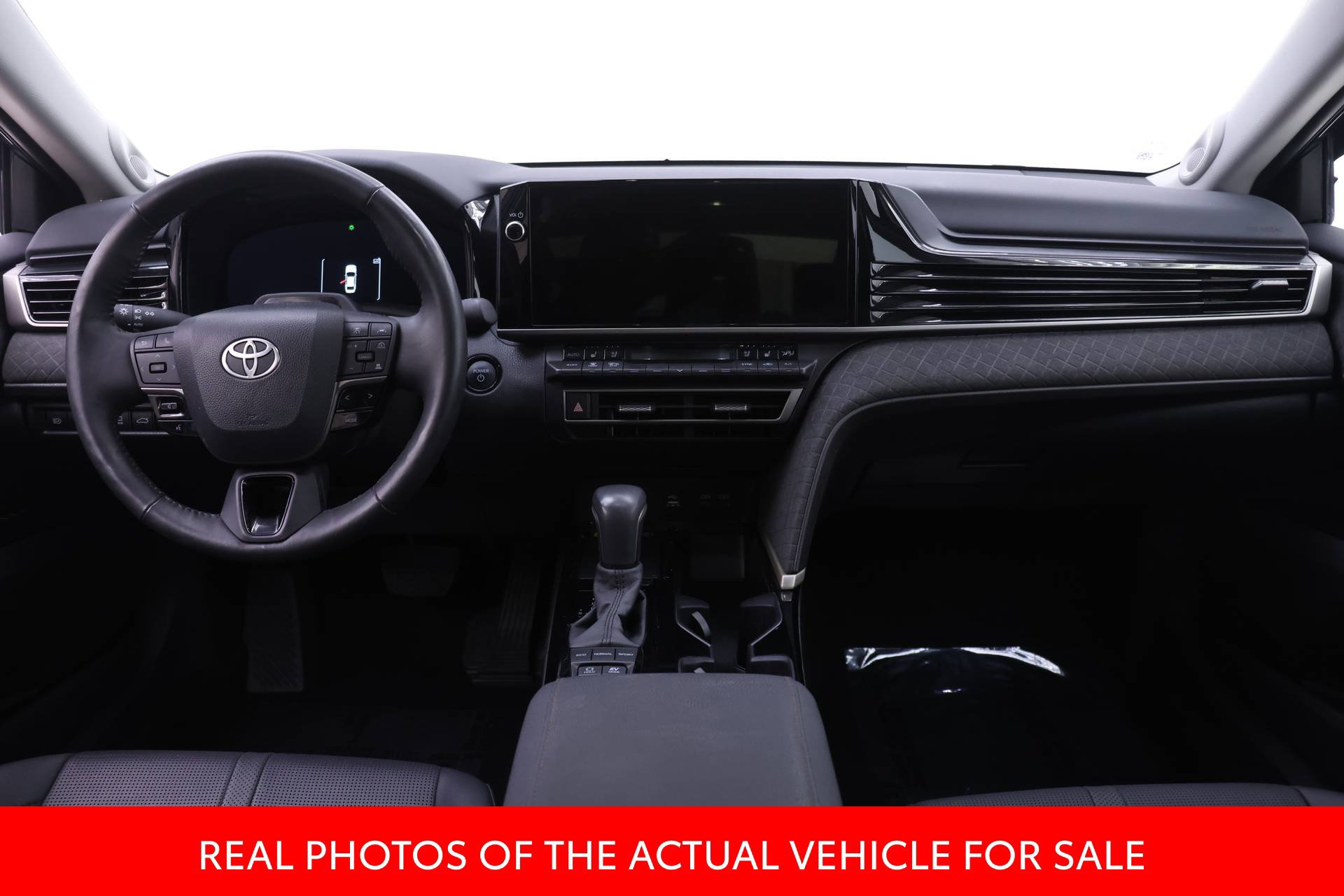 Certified 2025 Toyota Camry XLE w/ Premium Plus Package AWD/4WD image 5