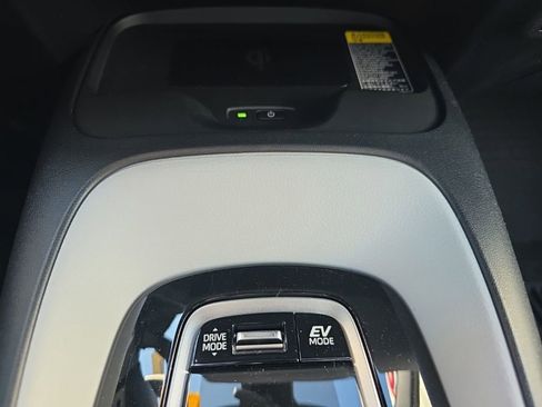Used 2026 Toyota Corolla SE image 27