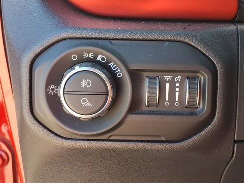 Used 2021 Jeep Gladiator Rubicon AWD/4WD image 17