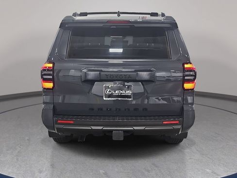 Used 2025 Toyota 4Runner SR5 AWD/4WD image 7