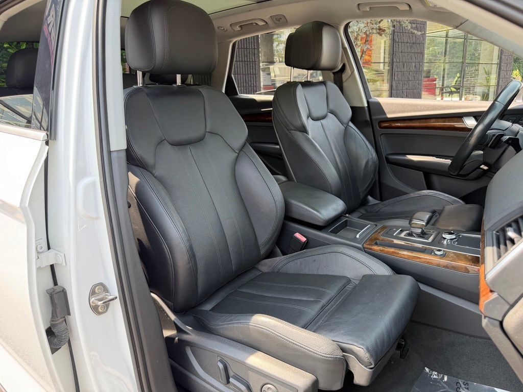 Used 2018 Audi Q5 2.0T Premium Plus AWD/4WD image 35