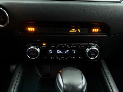 Used 2018 MAZDA CX-5 Touring image 28