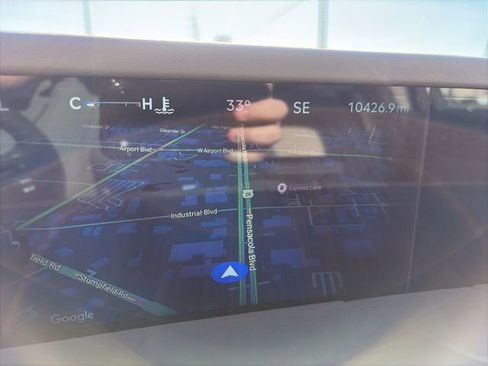 Used 2025 Lincoln Nautilus Premier image 14