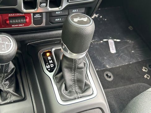 New 2024 Jeep Wrangler Willys image 12