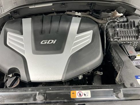 Used 2015 Hyundai Santa Fe Limited w/ Option Group 04 AWD/4WD image 27