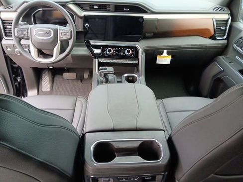 New 2026 GMC Sierra 1500 Denali image 8