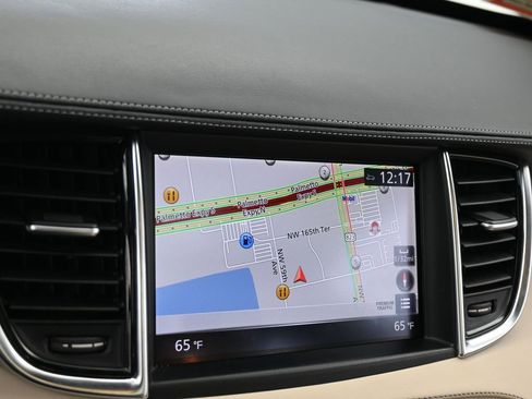 Used 2021 INFINITI QX50 Essential w/ Convenience Package image 18