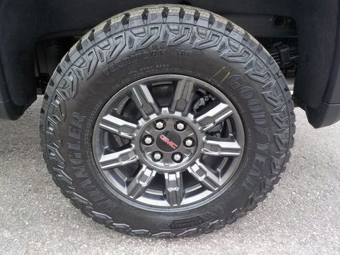 New 2026 GMC Sierra 1500 AT4X AWD/4WD image 16