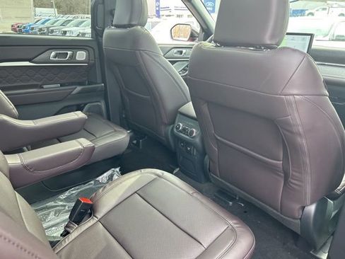 New 2026 Ford Explorer Platinum w/ LUX Leather Package image 11