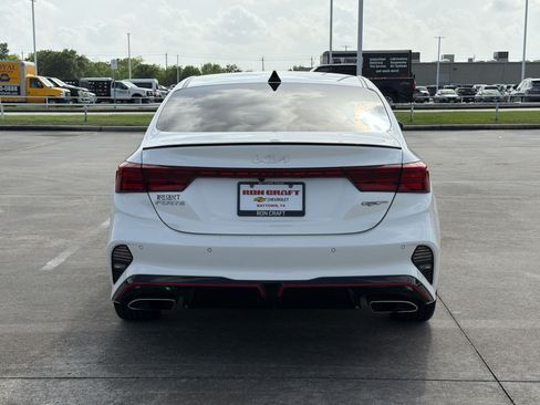 Used 2023 Kia Forte GT w/ GT2 Package FWD image 10
