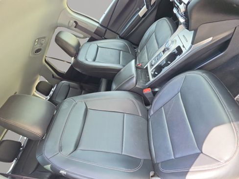 Used 2022 Ford Explorer Limited w/ Equipment Group 301A AWD/4WD image 39