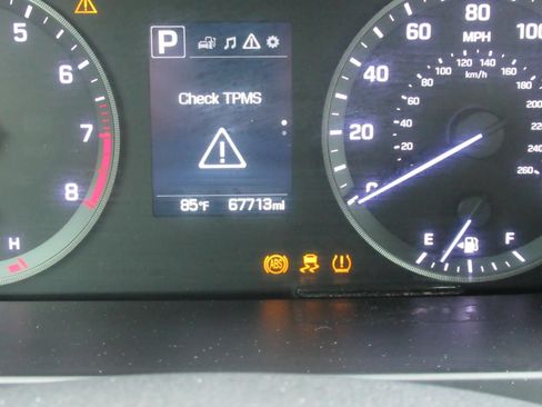 Used 2016 Hyundai Sonata Sport w/ Option Group 1V FWD image 31