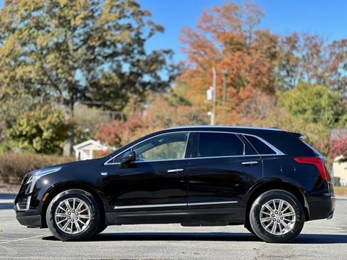 Used 2017 Cadillac XT5 Luxury w/ Driver Awareness Package image 8