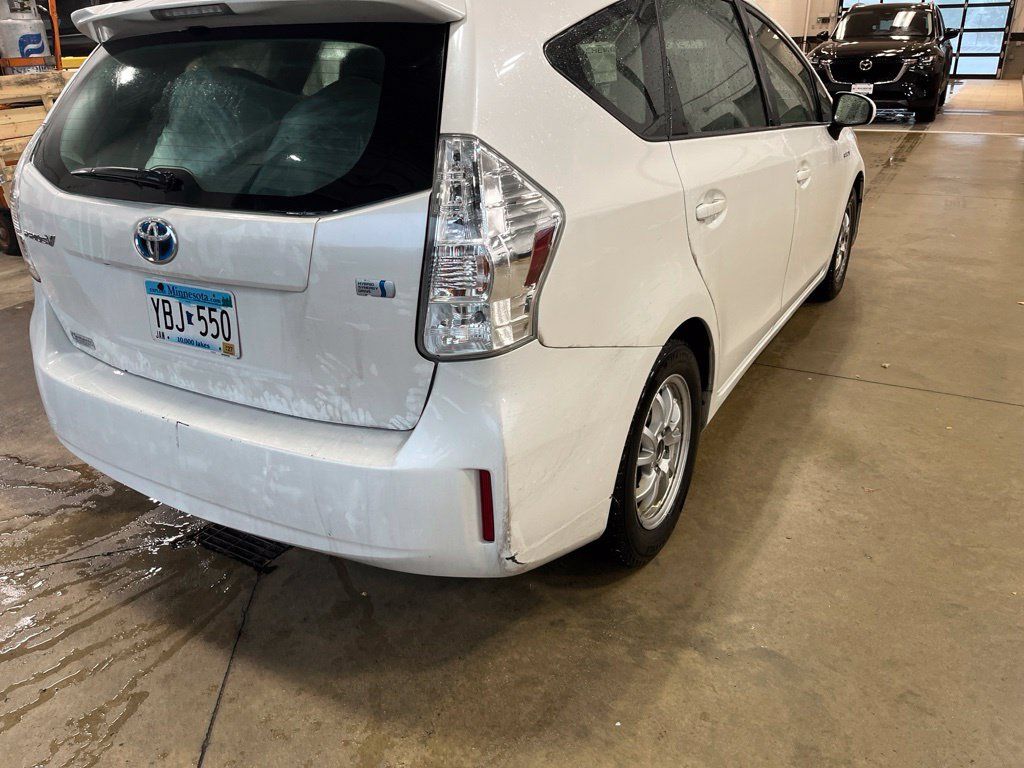 Used 2012 Toyota Prius V Two FWD image 5