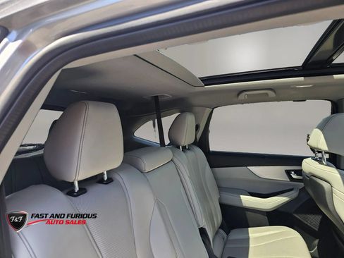 Used 2022 Acura MDX SH-AWD w/ Technology Package image 14
