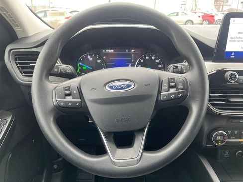 Used 2021 Ford Escape SE image 20