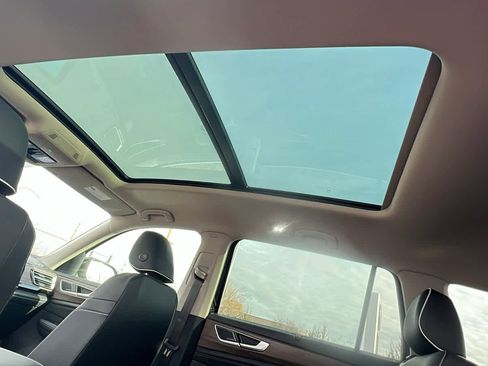 New 2026 Volkswagen Atlas SEL Premium R-Line image 32