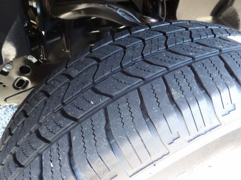 Used 2018 Ford F150 XL w/ Equipment Group 101A Mid image 40