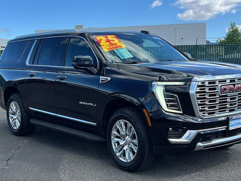 Certified 2025 GMC Yukon XL Denali AWD/4WD image 3