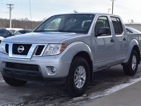 Used 2016 Nissan Frontier SV w/ SV Value Truck Package image 12