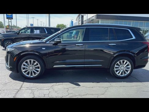 Certified 2024 Cadillac XT6 Premium Luxury w/ LPO, Floor Liner Package AWD/4WD image 5