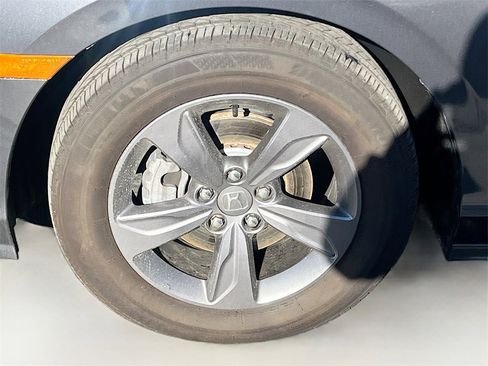 Used 2024 Honda Odyssey EX image 31