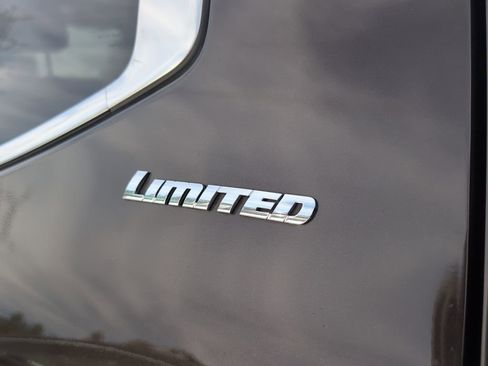 Used 2023 Toyota Tundra Limited image 10