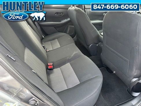 Used 2025 Nissan Sentra SV image 11