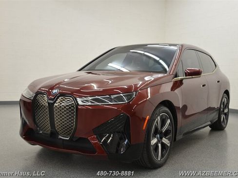 Used 2023 BMW iX xDrive50 w/ Premium Package AWD/4WD image 2