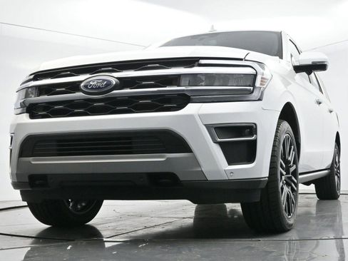 Used 2023 Ford Expedition Max Limited AWD/4WD image 49