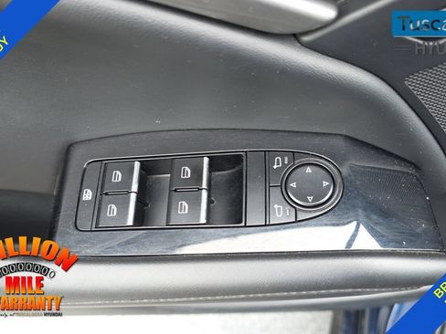 Used 2025 MAZDA MAZDA3 s Sport FWD image 13