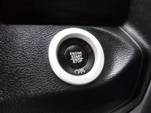 Certified 2017 RAM 1500 Sport image 33