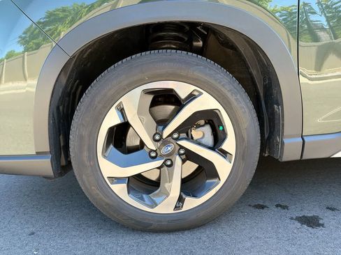 Used 2023 Subaru Forester Touring AWD/4WD image 19