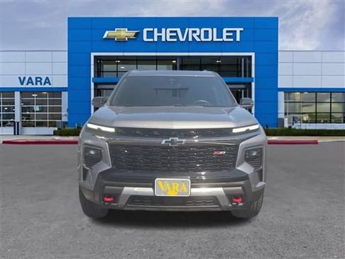 Certified 2025 Chevrolet Traverse Z71 w/ Enhanced Driving Package AWD/4WD image 8