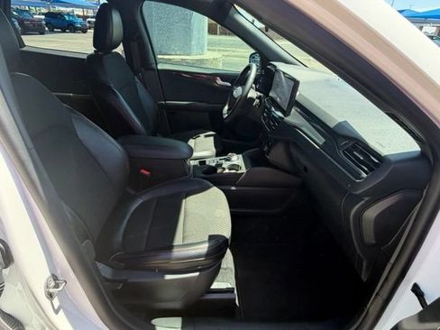 Used 2024 Ford Escape ST-Line w/ Tech Pack #1 FWD image 12