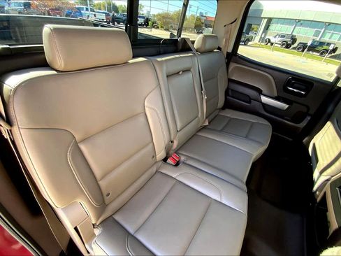 Used 2015 Chevrolet Silverado 2500 LTZ w/ LTZ Plus Package image 17