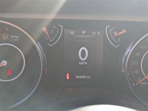 Used 2019 Jeep Wrangler Unlimited Sport S image 19