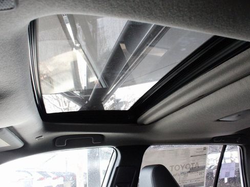 New 2026 Toyota Corolla Cross XLE image 4