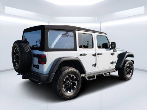Used 2024 Jeep Wrangler Unlimited Rubicon 4xe w/ Safety Group AWD/4WD image 3