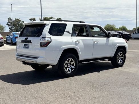 Used 2024 Toyota 4Runner TRD Off-Road Premium AWD/4WD image 5