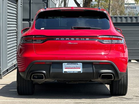 Certified 2024 Porsche Macan AWD/4WD image 7