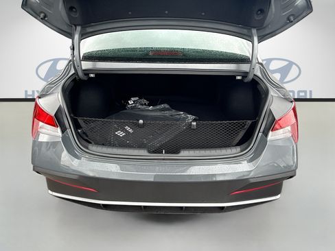 New 2026 Hyundai Elantra Sport FWD image 18