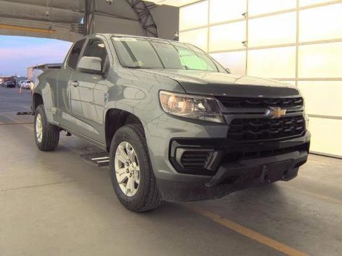 Used 2022 Chevrolet Colorado LT w/ Fleet Safety Package image 4