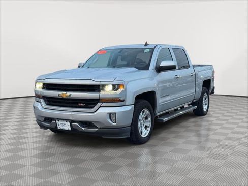 Used 2018 Chevrolet Silverado 1500 LT w/ All Star Edition image 3