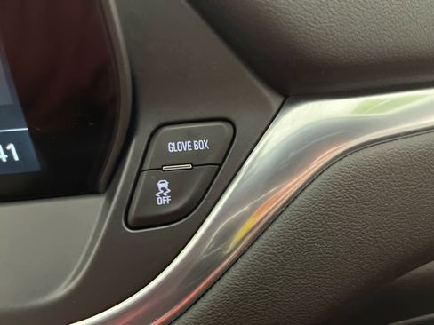 Used 2024 Chevrolet Blazer LT w/ Convenience Package image 30