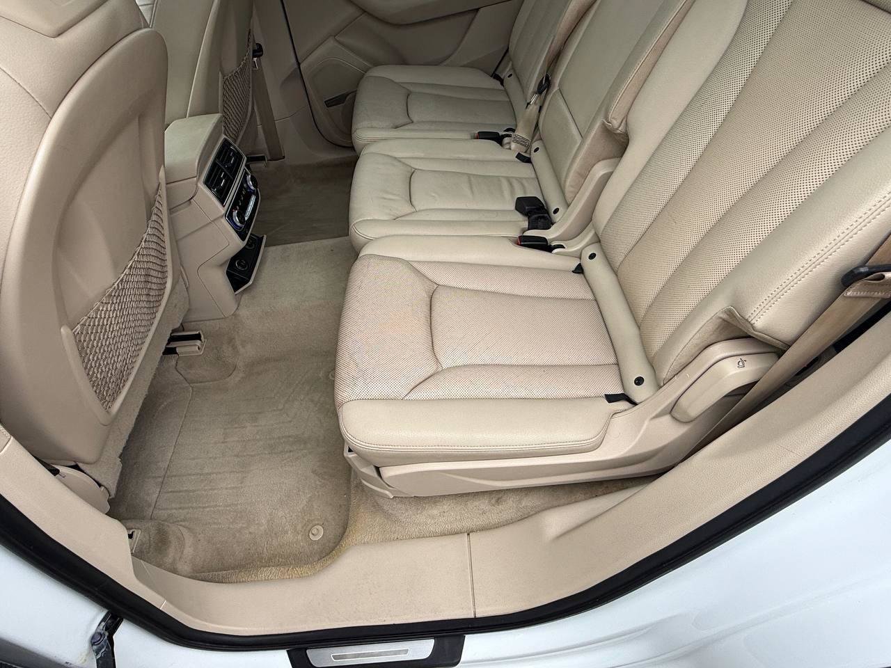 Used 2017 Audi Q7 3.0T Prestige AWD/4WD image 36