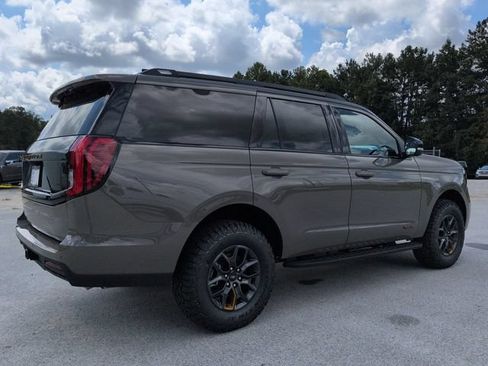 New 2027 Ford Expedition Tremor w/ Driver's Package AWD/4WD image 4