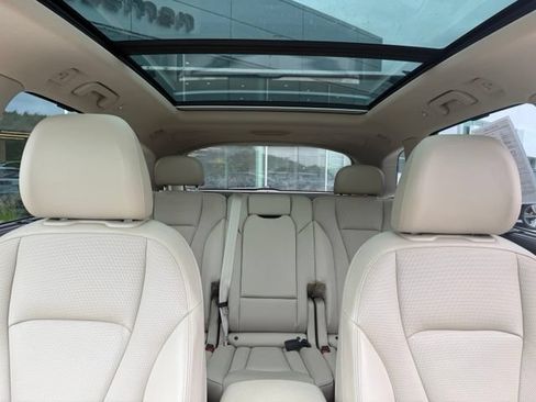 Used 2019 Audi Q7 3.0T Prestige w/ Prestige Package AWD/4WD image 11